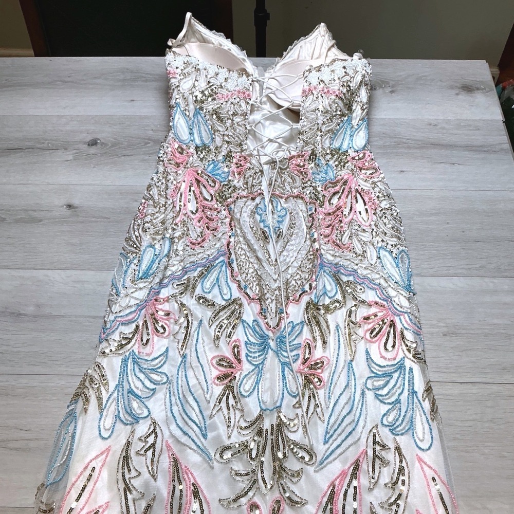 Primavera Couture Beaded Sequin Gown White Pink Blue 16 New Without Tags - Picture 4 of 5